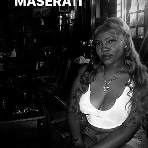 Meet your Posher, Queenie